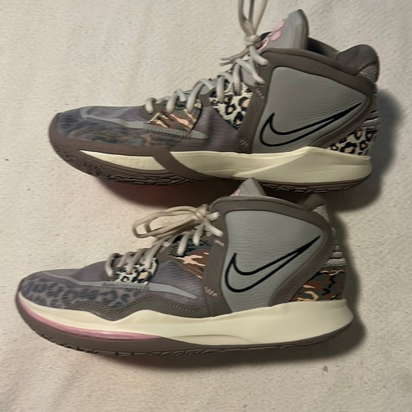 Men’s shoes Kyrie, leopard camo size 11 new no box - Picture 2 of 11